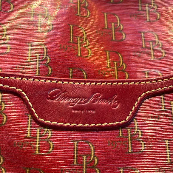 Dooney & Bourke Limited Edition 1975 Red /Burgundy Dillen Belvedere Hobo  Bag - Picture 2 of 13